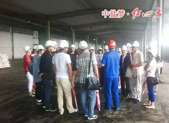 種植大戶參觀紅四方復合肥火車專用線，再也不用擔心肥料運輸了！